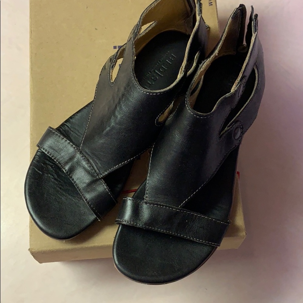 BedStu Soto Black Rustic sandals